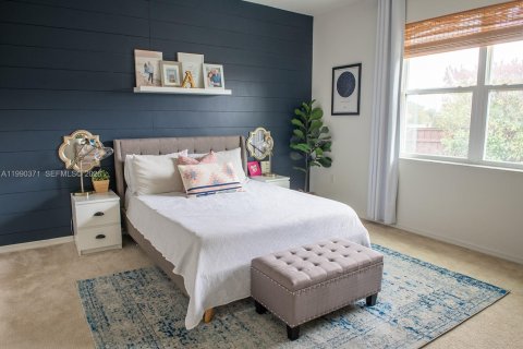 Villa ou maison à vendre à Port St. Lucie, Floride: 4 chambres, 221.01 m2 № 2058982 - photo 10