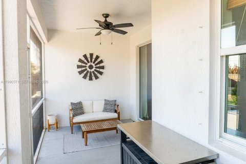 Villa ou maison à vendre à Port St. Lucie, Floride: 4 chambres, 221.01 m2 № 2058982 - photo 23