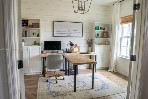 Villa ou maison à vendre à Port St. Lucie, Floride: 4 chambres, 221.01 m2 № 2058982 - photo 21