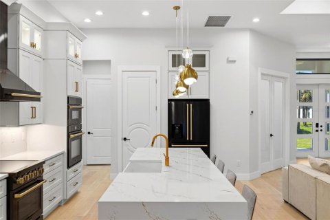 Купить виллу или дом в Норт-Порт, Флорида 6 комнат, 205.41м2, № 2433538 - фото 24
