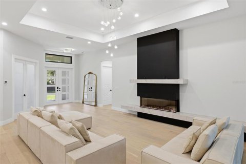 Купить виллу или дом в Норт-Порт, Флорида 6 комнат, 205.41м2, № 2433538 - фото 12