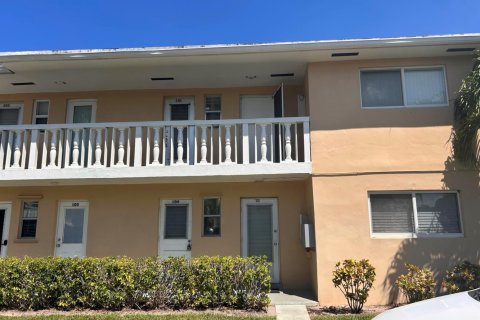 Condo in Boynton Beach, Florida, 2 bedrooms № 2194838