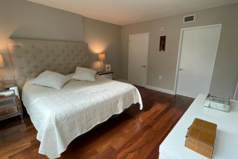 Copropriété à louer à Sunny Isles Beach, Floride: 3 chambres, 135.73 m2 № 1817669 - photo 14