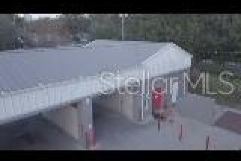Commercial property in Seffner, Florida № 1724336 - photo 6
