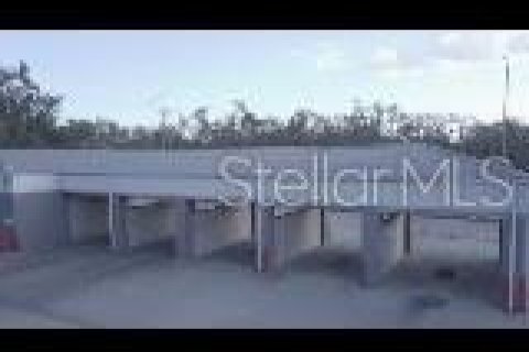 Commercial property in Seffner, Florida № 1724336 - photo 3