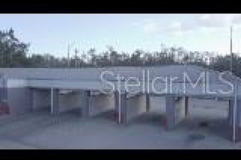 Commercial property in Seffner, Florida № 1724336 - photo 13