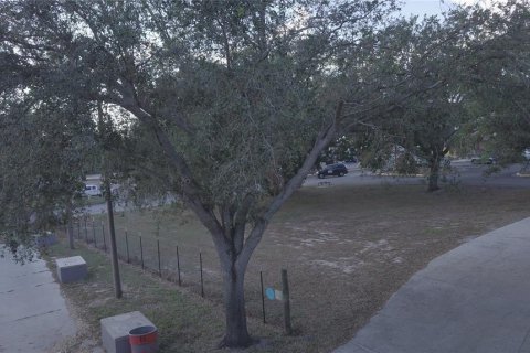 Commercial property in Seffner, Florida № 1724336 - photo 24