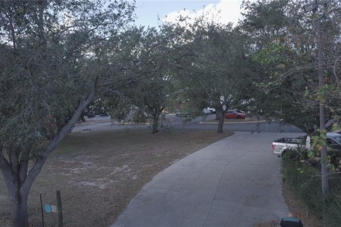 Commercial property in Seffner, Florida № 1724336 - photo 25