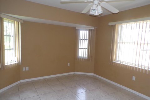 Villa ou maison à louer à Punta Gorda, Floride: 3 chambres, 186.83 m2 № 1910912 - photo 24