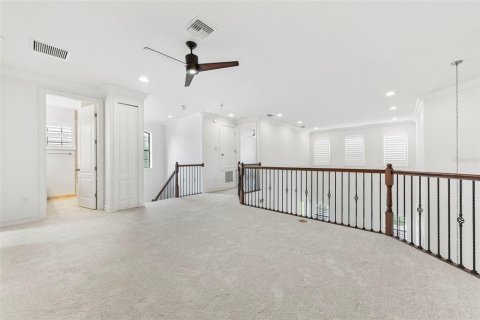House in Orlando, Florida 5 bedrooms, 334.63 sq.m. № 1819668 - photo 30