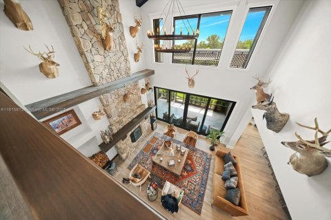 House in Port St. Lucie, Florida 6 bedrooms, 1039.48 sq.m. № 1801121 - photo 14
