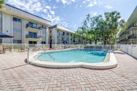 Condo in Tampa, Florida, 1 bedroom № 2092010 - photo 21