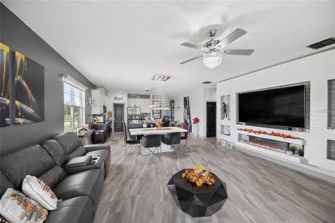 Villa ou maison à vendre à Saint Cloud, Floride: 4 chambres, 176.61 m2 № 2396646 - photo 5