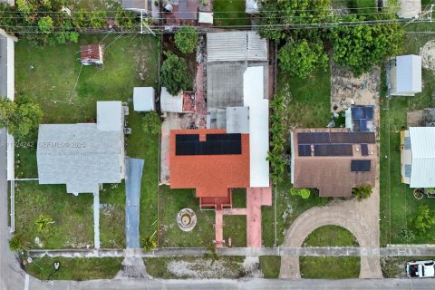 Casa en venta en Hollywood, Florida, 4 dormitorios, 171.59 m2 № 2076746 - foto 20