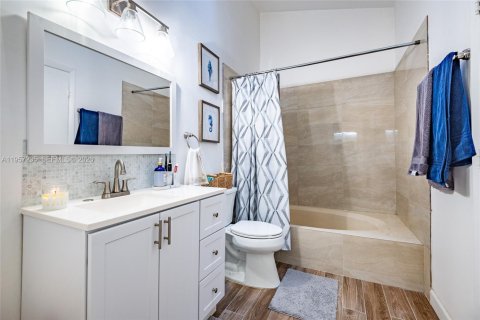 Купить таунхаус в Норт-Лодердейл, Флорида 1 спальня, 88.72м2, № 2011239 - фото 16