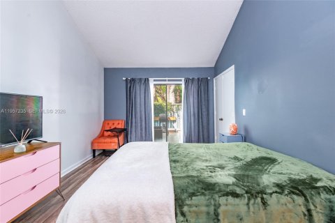 Купить таунхаус в Норт-Лодердейл, Флорида 1 спальня, 88.72м2, № 2011239 - фото 13