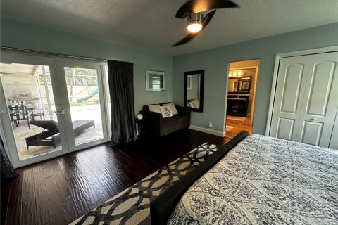 Купить виллу или дом в Холливуд, Флорида 7 комнат, 219.44м2, № 2042317 - фото 16