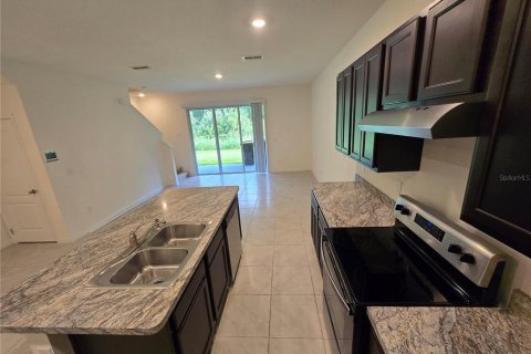 Adosado en alquiler en Davenport, Florida, 3 dormitorios, 157.19 m2 № 1885414 - foto 8
