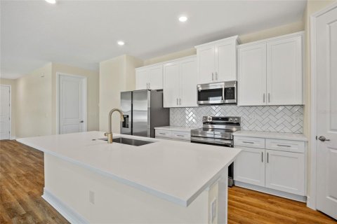 House in Port Charlotte, Florida 4 bedrooms, 184.88 sq.m. № 1428908 - photo 21