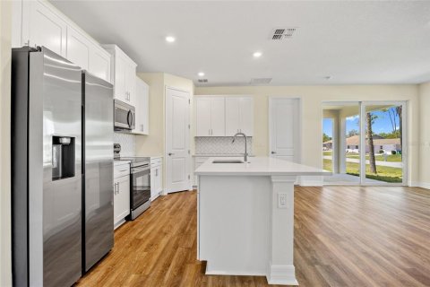 House in Port Charlotte, Florida 4 bedrooms, 184.88 sq.m. № 1428908 - photo 17