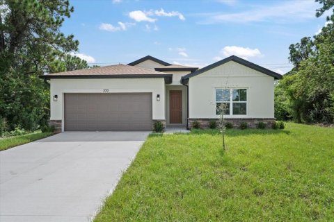 House in Port Charlotte, Florida 4 bedrooms, 184.88 sq.m. № 1428908 - photo 1
