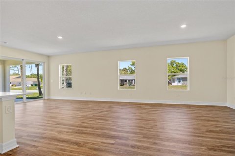 House in Port Charlotte, Florida 4 bedrooms, 184.88 sq.m. № 1428908 - photo 16