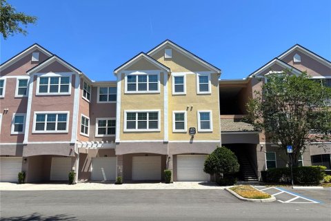 Condominio en Orlando, Florida, 2 dormitorios  № 2100084