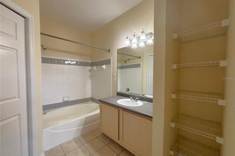 Condominio en alquiler en Orlando, Florida, 2 dormitorios, 114.55 m2 № 2100084 - foto 15