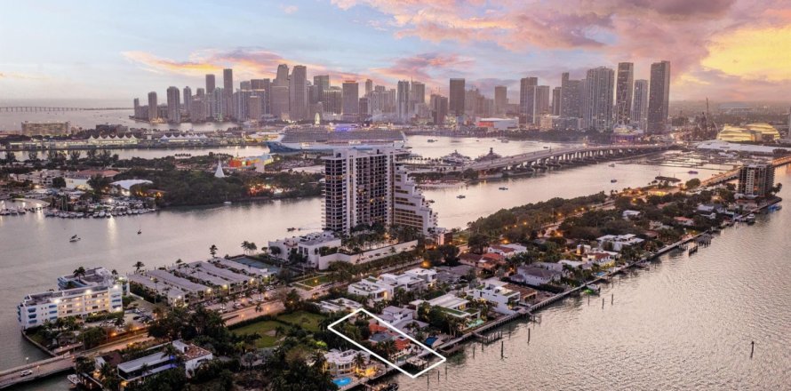 Casa en Miami, Florida 3 dormitorios, 359.35 m2 № 996279