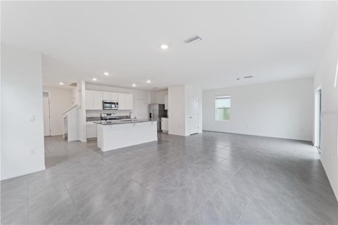 Casa en venta en Wesley Chapel, Florida, 4 dormitorios, 209.96 m2 № 1904093 - foto 4