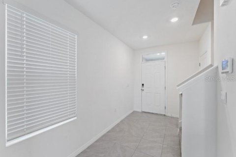 Casa en venta en Wesley Chapel, Florida, 4 dormitorios, 209.96 m2 № 1904093 - foto 7