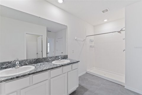 Casa en venta en Wesley Chapel, Florida, 4 dormitorios, 209.96 m2 № 1904093 - foto 15