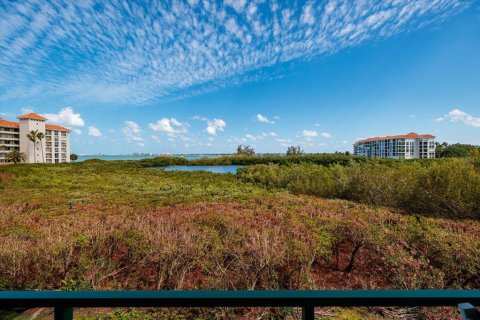 Condominio en venta en Saint Petersburg, Florida, 2 dormitorios, 133.31 m2 № 2134198 - foto 26