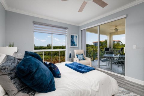 Condominio en venta en Saint Petersburg, Florida, 2 dormitorios, 133.31 m2 № 2134198 - foto 30