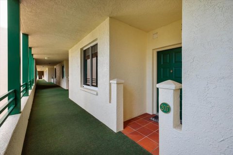 Condominio en venta en Saint Petersburg, Florida, 2 dormitorios, 133.31 m2 № 2134198 - foto 11