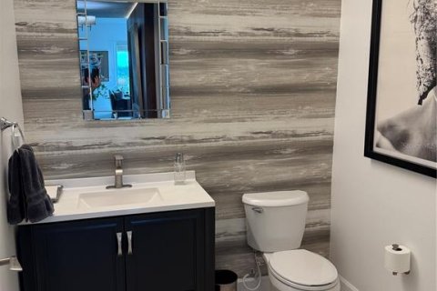 Condominio en alquiler en Orlando, Florida, 2 dormitorios, 196.95 m2 № 1904642 - foto 12