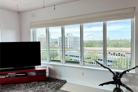 Condominio en alquiler en Orlando, Florida, 2 dormitorios, 196.95 m2 № 1904642 - foto 11