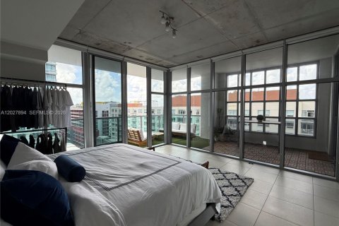 Condo à Miami, Floride, 2 chambres  № 2085643