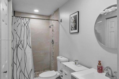 Casa en venta en Port St. Lucie, Florida, 3 dormitorios, 107.77 m2 № 1967244 - foto 16