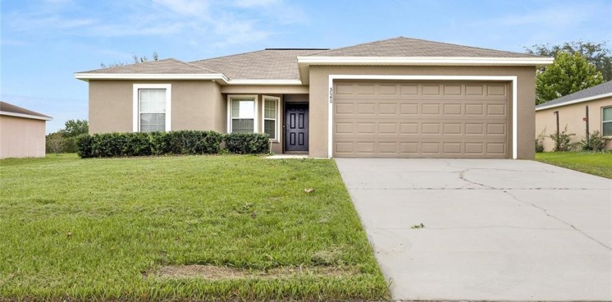 Casa en Leesburg, Florida 3 dormitorios, 117.15 m2 № 1885669