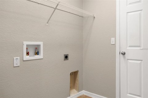 Casa en alquiler en Leesburg, Florida, 3 dormitorios, 117.15 m2 № 1885669 - foto 14