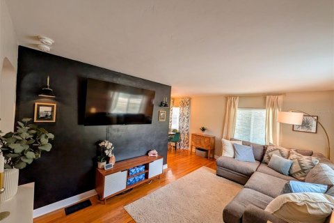Villa ou maison à vendre à Saint Petersburg, Floride: 2 chambres, 96.62 m2 № 2147647 - photo 3