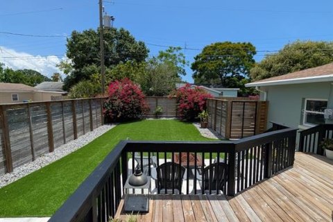 Villa ou maison à vendre à Saint Petersburg, Floride: 2 chambres, 96.62 m2 № 2147647 - photo 24