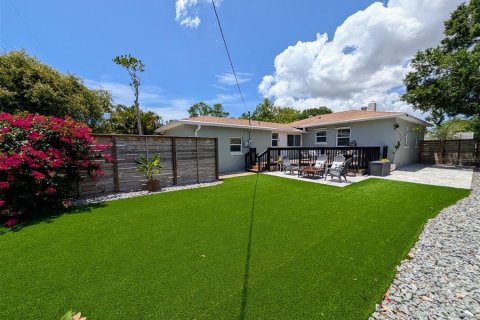 Villa ou maison à vendre à Saint Petersburg, Floride: 2 chambres, 96.62 m2 № 2147647 - photo 30