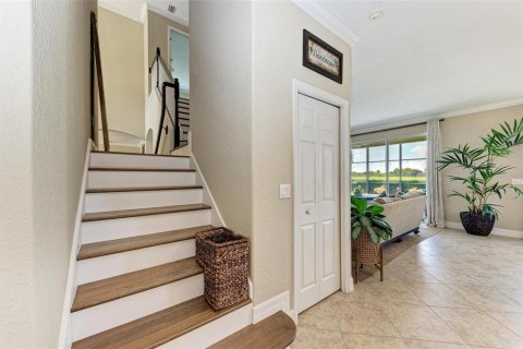 House in Bradenton, Florida 5 bedrooms, 354.33 sq.m. № 1821045 - photo 26