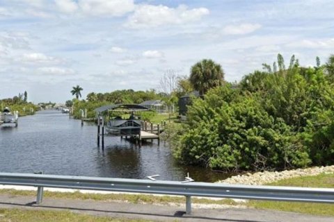 Terrain à Port Charlotte, Floride № 2105608