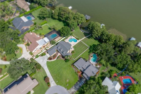 Casa en venta en Winter Haven, Florida, 3 dormitorios, 252.04 m2 № 1838779 - foto 2