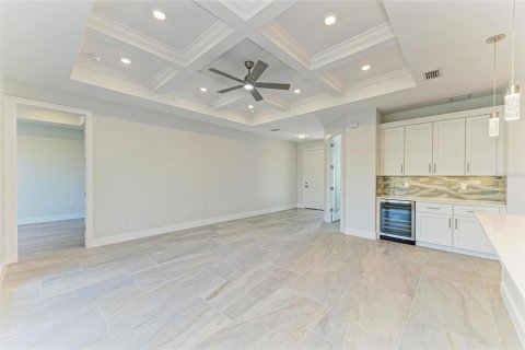 House in Venice, Florida 4 bedrooms, 169.64 sq.m. № 1655692 - photo 10