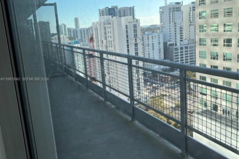 Condo in Miami, Florida  № 2051162 - photo 5