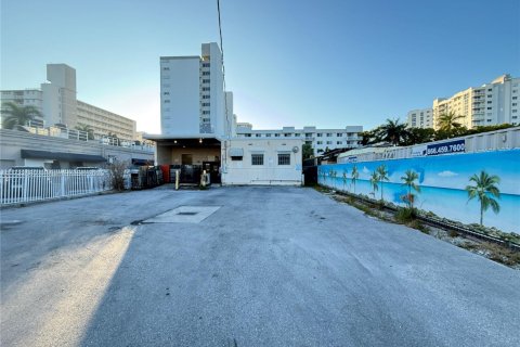 Propiedad comercial en venta en Miami Beach, Florida № 1473410 - foto 14